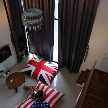 Vince'S Icity Soho Homestay Water Park Red Carpet Shah Alam Light City Central Exterior photo
